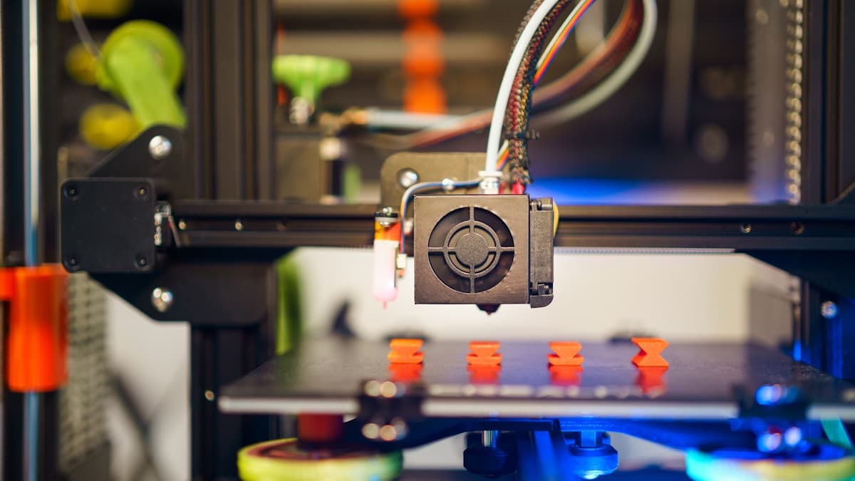 PolyJet 3D Printing Services — How It Works, What It Costs & When to Use It